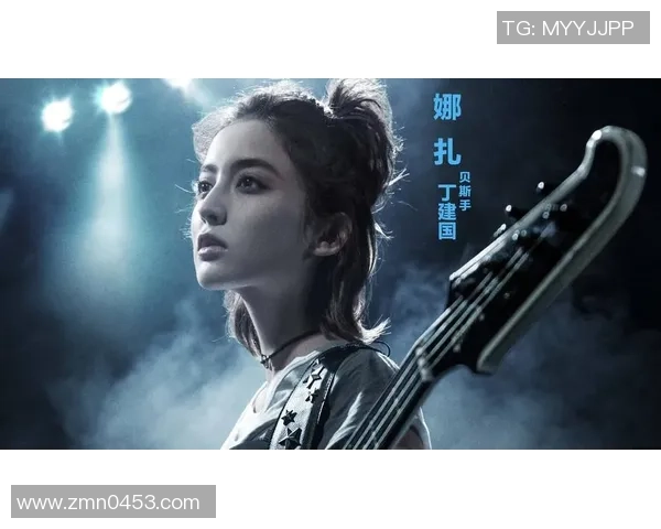 足球阿冷带你领略绿茵场上的激情与梦想，解读每场比赛背后的故事与精彩瞬间